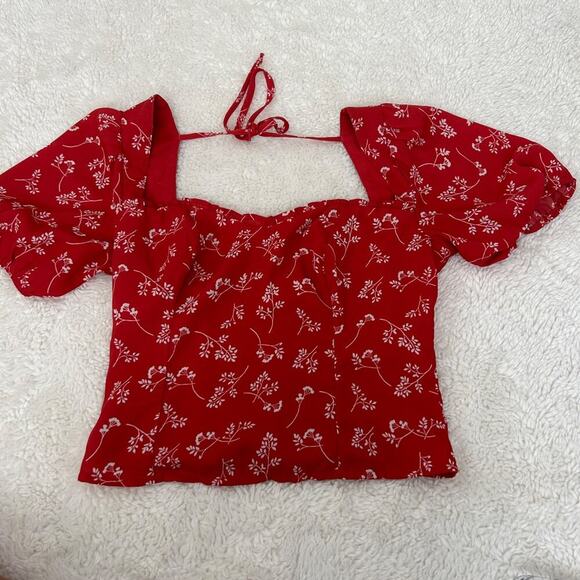 Abercrombie & Fitch Tops - Abercrombie &‎ Fitch Crop Top XS Red Floral Mini Cottagecore Boho Flirty Girly